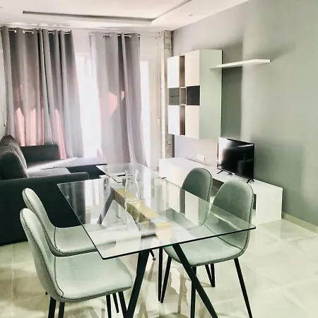 Luxury Apartamento *