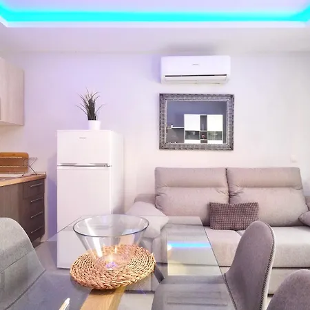 Lägenhet Luxury Suites Fuengirola *